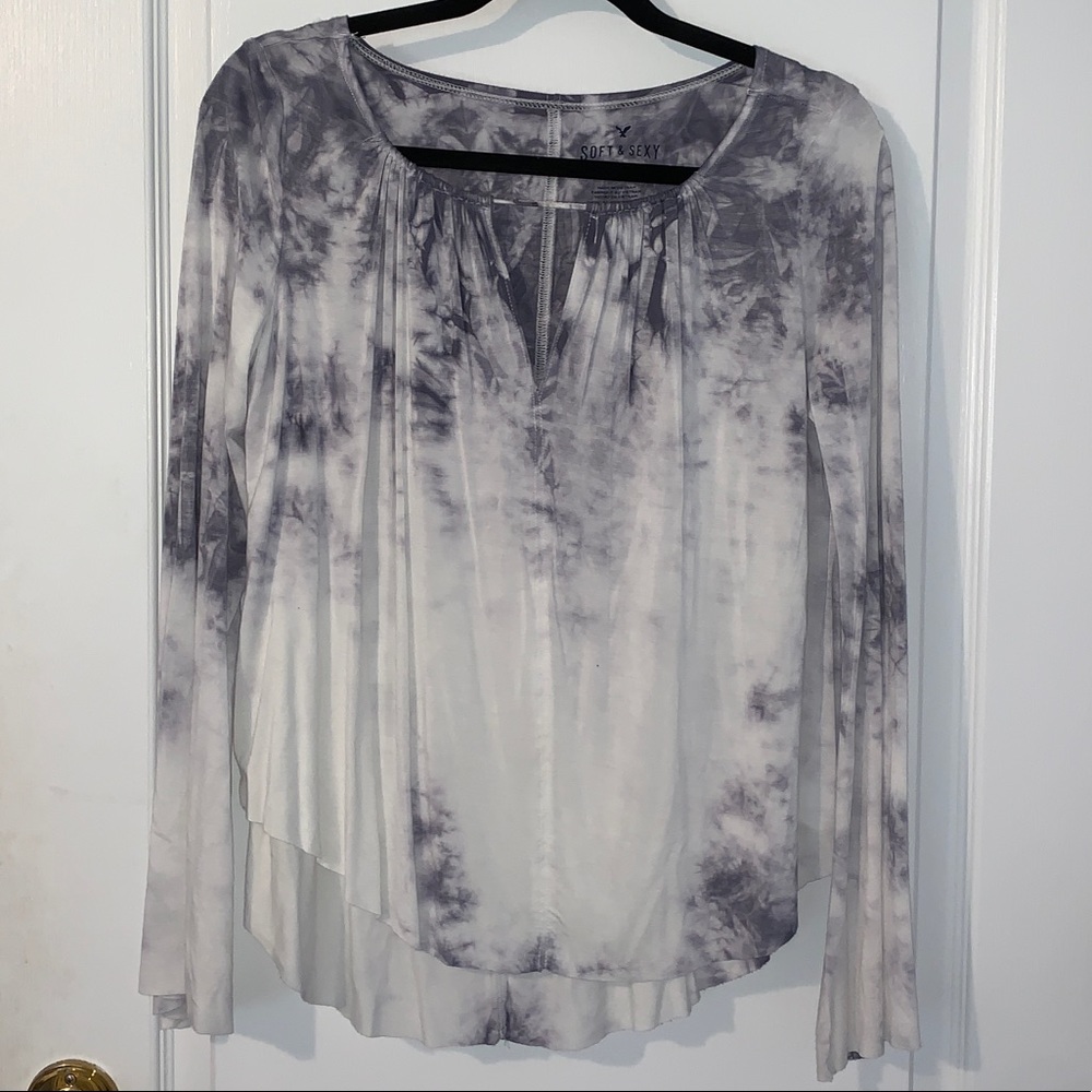 Tie-die long sleeve top